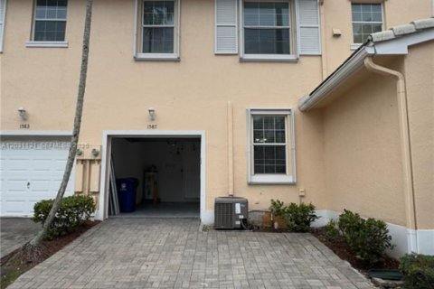 Touwnhouse à vendre à Jupiter, Floride: 3 chambres, 119.84 m2 № 2078121 - photo 15