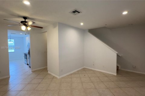 Touwnhouse à vendre à Jupiter, Floride: 3 chambres, 119.84 m2 № 2078121 - photo 2