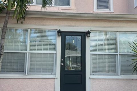 Propiedad comercial en venta en Clearwater, Florida, 357.77 m2 № 2166626 - foto 9