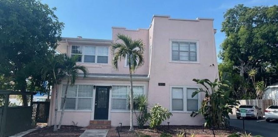 Propiedad comercial en Clearwater, Florida 357.77 m2 № 2166626