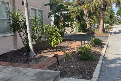 Propiedad comercial en venta en Clearwater, Florida, 357.77 m2 № 2166626 - foto 7
