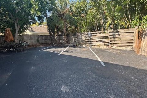 Propiedad comercial en venta en Clearwater, Florida, 357.77 m2 № 2166626 - foto 10