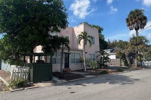 Propiedad comercial en venta en Clearwater, Florida, 357.77 m2 № 2166626 - foto 5