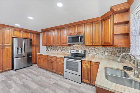 Casa en venta en Bradenton, Florida, 3 dormitorios, 120.77 m2 № 2289773 - foto 10