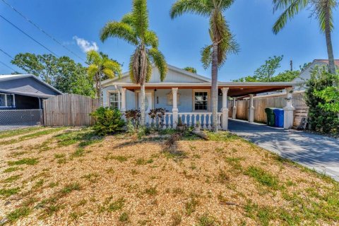 Villa ou maison à Bradenton, Floride 3 chambres, 120.77 m2 № 2289773