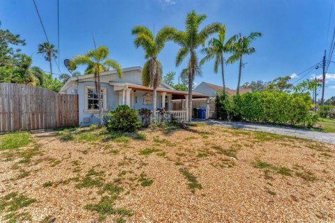 Casa en venta en Bradenton, Florida, 3 dormitorios, 120.77 m2 № 2289773 - foto 2