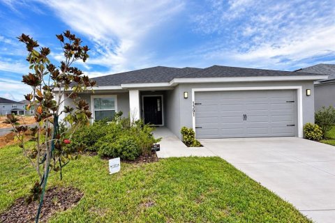 House in Davenport, Florida 4 bedrooms, 172.33 sq.m. № 2362253