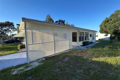 Appartement à louer à Brooksville, Floride: 2 chambres, 112.32 m2 № 2387711 - photo 3