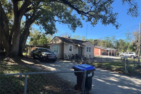 House in Orlando, Florida 2 bedrooms, 96.9 sq.m. № 1758465 - photo 4