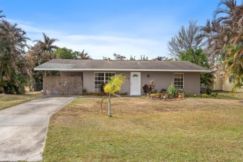 Villa ou maison à vendre à Port St. Lucie, Floride: 2 chambres, 83.05 m2 № 2271717 - photo 21
