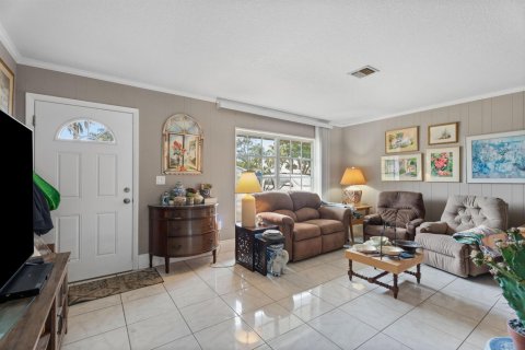 Villa ou maison à vendre à Port St. Lucie, Floride: 2 chambres, 83.05 m2 № 2271717 - photo 2