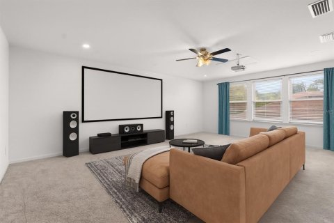 House in Daytona Beach, Florida 4 bedrooms, 252.51 sq.m. № 1899780 - photo 19