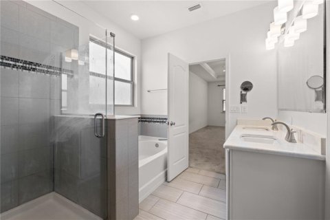 House in Daytona Beach, Florida 4 bedrooms, 252.51 sq.m. № 1899780 - photo 15