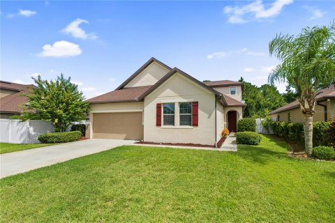 House in Daytona Beach, Florida 4 bedrooms, 252.51 sq.m. № 1899780 - photo 2