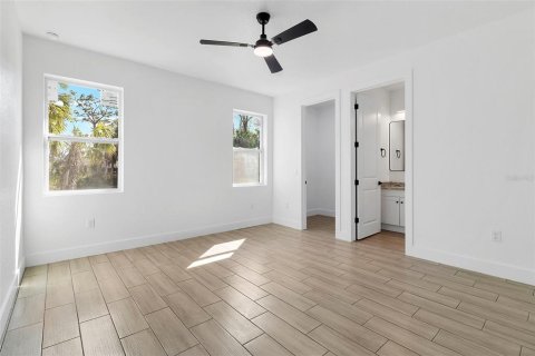 Villa ou maison à vendre à North Port, Floride: 3 chambres, 119.38 m2 № 1567960 - photo 17