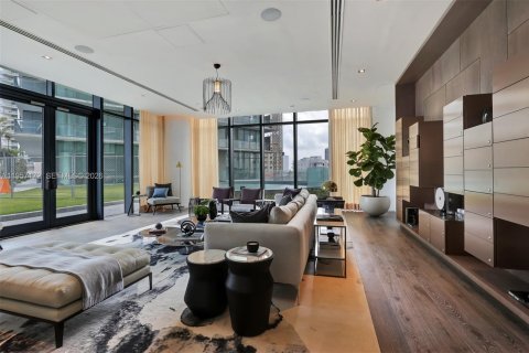 Condo in Miami, Florida, 3 bedrooms  № 2011217 - photo 6