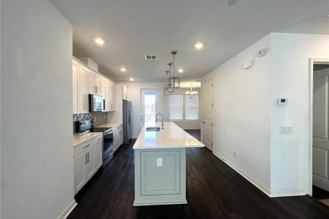 Townhouse in Orlando, Florida 3 bedrooms, 146.41 sq.m. № 1901144 - photo 7