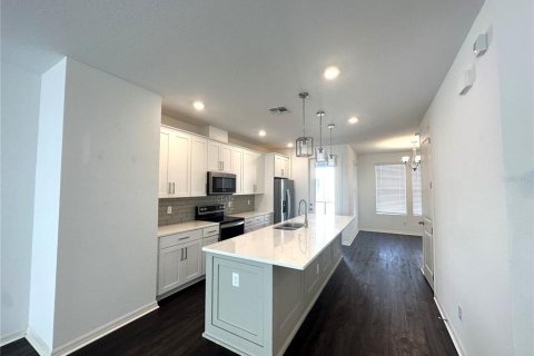 Townhouse in Orlando, Florida 3 bedrooms, 146.41 sq.m. № 1901144 - photo 6