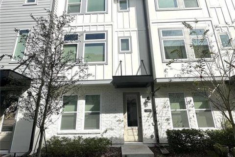 Townhouse in Orlando, Florida 3 bedrooms, 146.41 sq.m. № 1901144 - photo 1