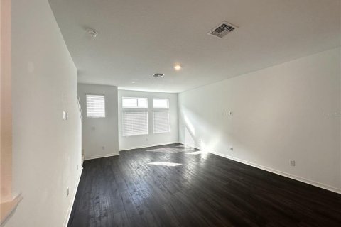 Townhouse in Orlando, Florida 3 bedrooms, 146.41 sq.m. № 1901144 - photo 11