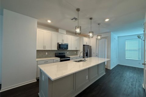 Townhouse in Orlando, Florida 3 bedrooms, 146.41 sq.m. № 1901144 - photo 8