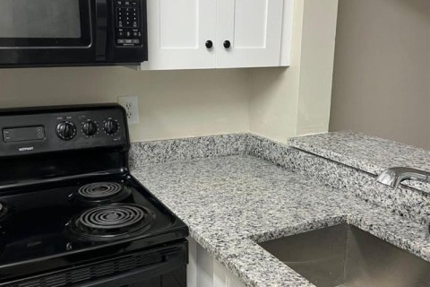 Adosado en venta en Plantation, Florida, 2 dormitorios, 113.71 m2 № 2187988 - foto 2
