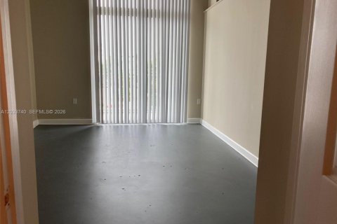 Copropriété à vendre à Hollywood, Floride: 2 chambres, 99.96 m2 № 2078018 - photo 22