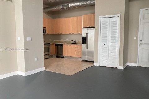 Copropriété à vendre à Hollywood, Floride: 2 chambres, 99.96 m2 № 2078018 - photo 6