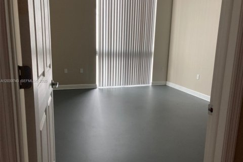 Copropriété à vendre à Hollywood, Floride: 2 chambres, 99.96 m2 № 2078018 - photo 26