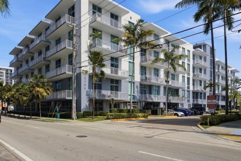 Copropriété à vendre à Hollywood, Floride: 2 chambres, 99.96 m2 № 2078018 - photo 2