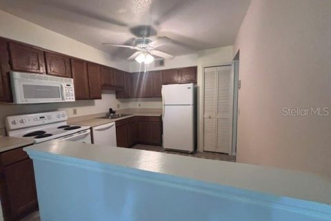 Copropriété à louer à Orlando, Floride: 2 chambres, 99.5 m2 № 2102282 - photo 12