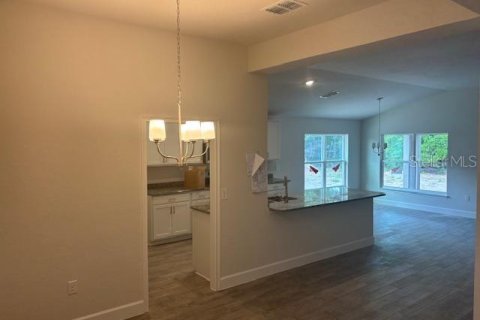 House in Dunnellon, Florida 3 bedrooms, 183.02 sq.m. № 1761528 - photo 4