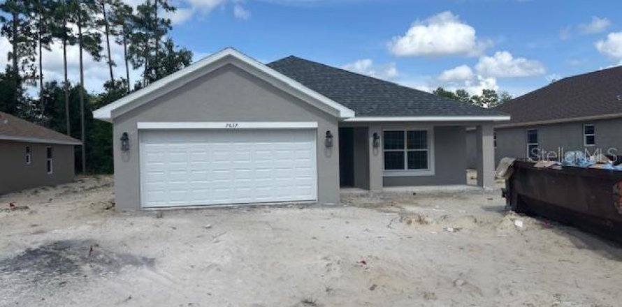 House in Dunnellon, Florida 3 bedrooms, 183.02 sq.m. № 1761528