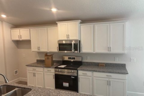 House in Dunnellon, Florida 3 bedrooms, 183.02 sq.m. № 1761528 - photo 7