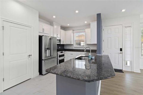 Duplex in Palmetto, Florida 2 bedrooms, 146.97 sq.m. № 2126171 - photo 6