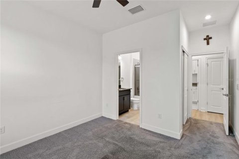 Duplex in Palmetto, Florida 2 bedrooms, 146.97 sq.m. № 2126171 - photo 27