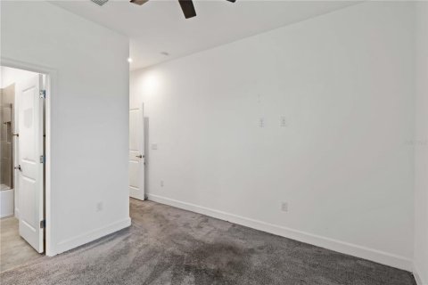 Duplex in Palmetto, Florida 2 bedrooms, 146.97 sq.m. № 2126171 - photo 23