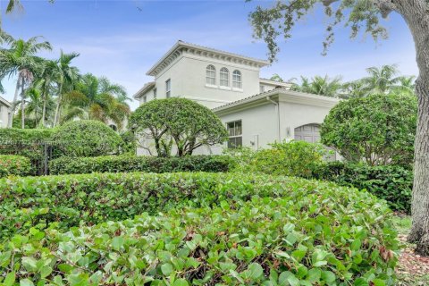 Touwnhouse à vendre à Hollywood, Floride: 3 chambres, 260.68 m2 № 1921999 - photo 8