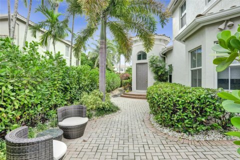 Touwnhouse à vendre à Hollywood, Floride: 3 chambres, 260.68 m2 № 1921999 - photo 9