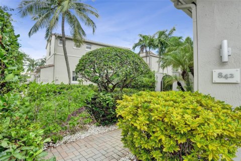 Touwnhouse à vendre à Hollywood, Floride: 3 chambres, 260.68 m2 № 1921999 - photo 11