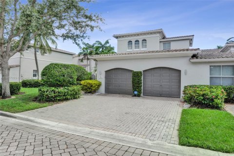 Touwnhouse à vendre à Hollywood, Floride: 3 chambres, 260.68 m2 № 1921999 - photo 5
