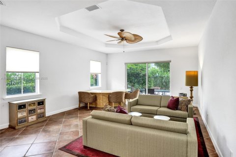 Touwnhouse à vendre à Hollywood, Floride: 3 chambres, 260.68 m2 № 1921999 - photo 20