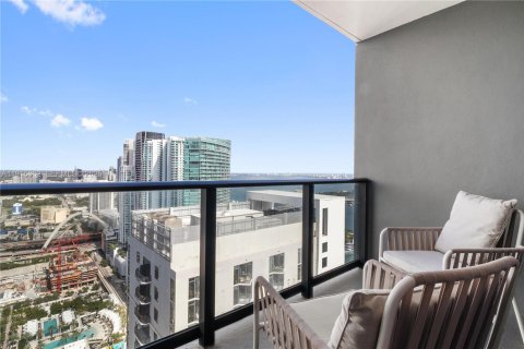 Condominio en venta en Miami, Florida, 1 dormitorio, 55.56 m2 № 2037737 - foto 8