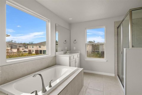 Adosado en venta en Brandon, Florida, 4 dormitorios, 240.25 m2 № 1910628 - foto 18