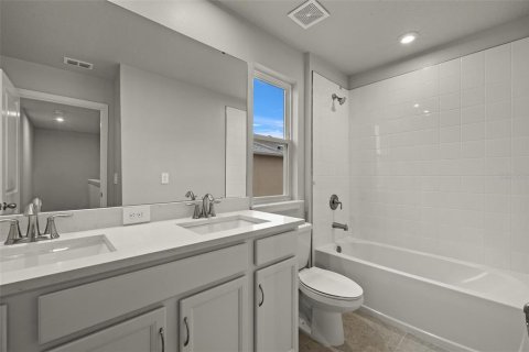 Adosado en venta en Brandon, Florida, 4 dormitorios, 240.25 m2 № 1910628 - foto 22