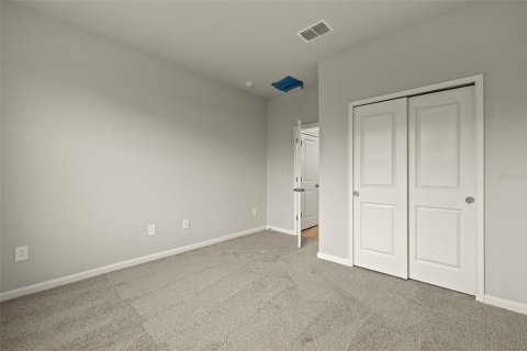 Adosado en venta en Brandon, Florida, 4 dormitorios, 240.25 m2 № 1910628 - foto 11