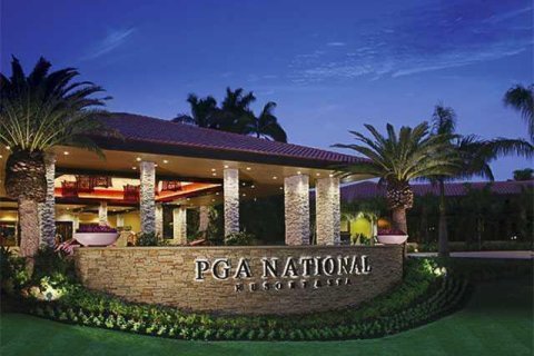 House in Palm Beach Gardens, Florida 3 bedrooms, 133.59 sq.m. № 1171066 - photo 1