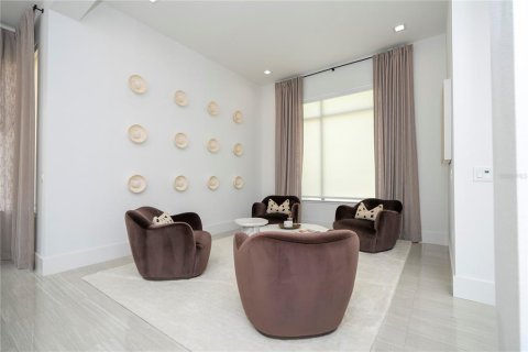 Casa en venta en Winter Park, Florida, 5 dormitorios, 360.65 m2 № 1782469 - foto 20
