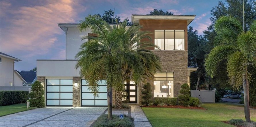 Casa en Winter Park, Florida 5 dormitorios, 360.65 m2 № 1782469