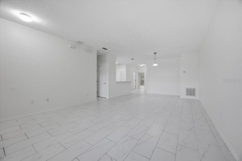 Condominio en venta en Kissimmee, Florida, 3 dormitorios, 137.87 m2 № 2237986 - foto 6